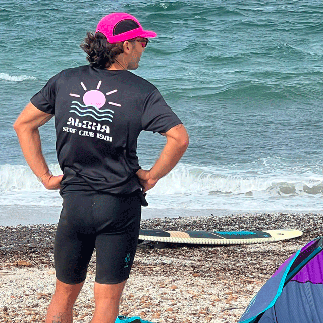 Lycra Surf Personnalisé : Guide Complet du Voyageur (2025)